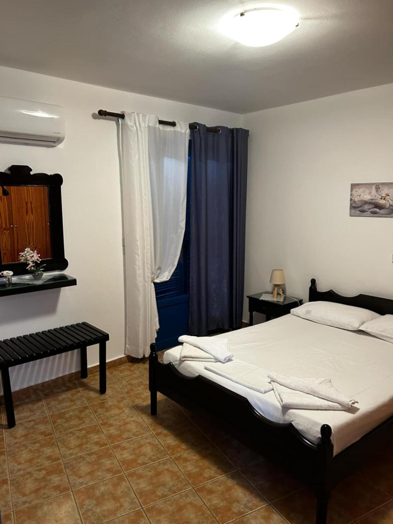 On The Sea Despoina Apartment At Mochlos Creta Exterior photo